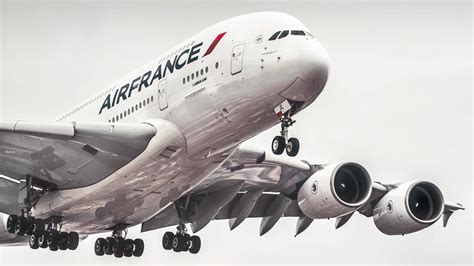 Download Air France Airbus A380-861 Plane Landing Gears Wallpaper ...