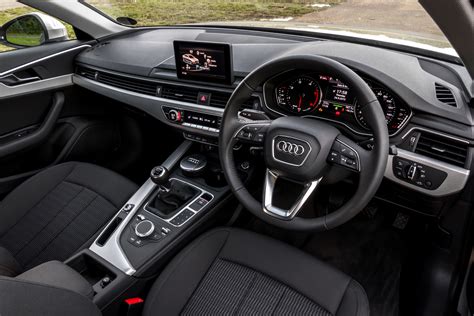 Audi A4 Avant 2.0 TFSI S line S tronic quattro | Eurekar