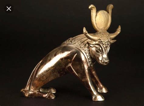 Kilo Oscar on Twitter | Ancient egyptian art, Egyptian art, Golden calf