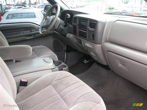 2001 Ford Excursion XLT interior Photo #53704518 | GTCarLot.com