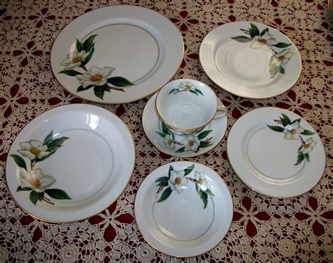 Vintage Japan Dinnerware Set Magnolia Fukagawa by CoffeePotShop