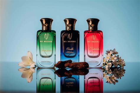 Oudh Madera No Mejora perfume - a fragrance for women and men 2021