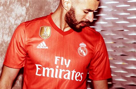 Real Madrid Goes All-Red For New Third Kit – SportsLogos.Net News