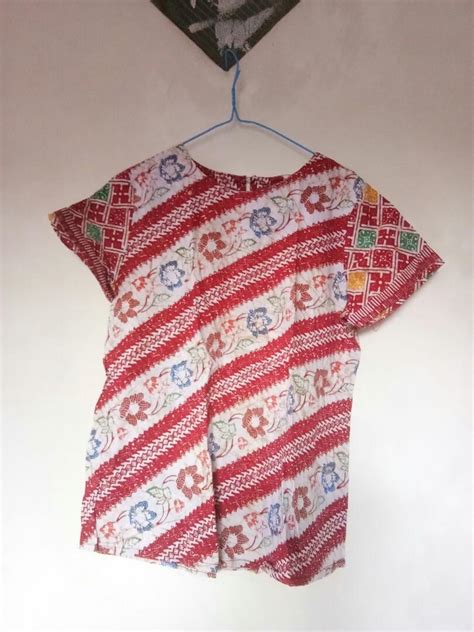 batik merah putih on Carousell