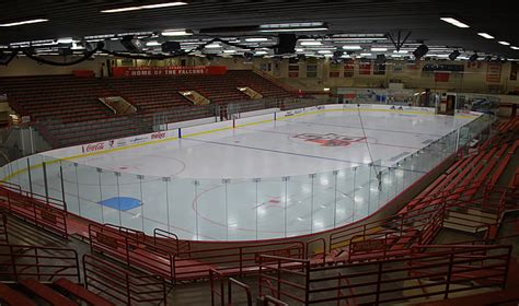 Bowling Green State University Falcons - College Hockey, Inc.