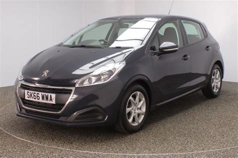 Used 2016 GREY PEUGEOT 208 Hatchback 1.6 BLUE HDI S/S ACTIVE 5DR 75 BHP ...