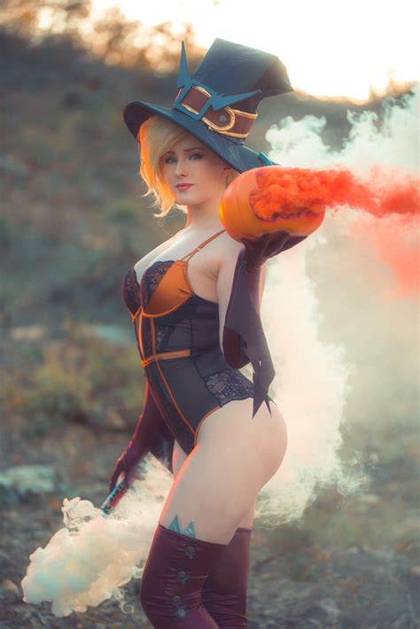 Overwatch – Mercy (Witch) Cosplay – Mog-Ra.Net