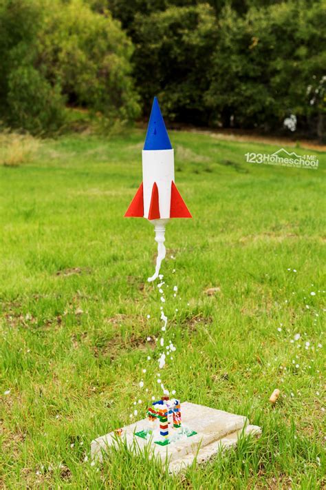 🚀 Vinegar and Baking Soda Rocket Science Experiment for Kids