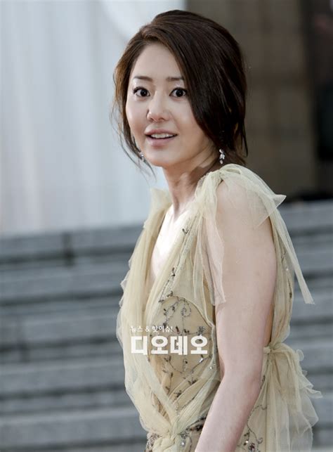 Actress Go Hyun Jung Looks Stunning At The 57th Baeksang Arts Awards ...