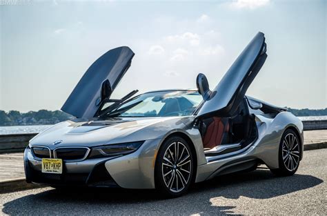 Is the BMW i8 one of the prettiest cars on sale?