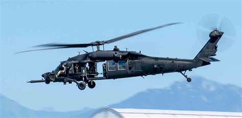 Learn more about the MH-60M Black Hawk - Carro e motos