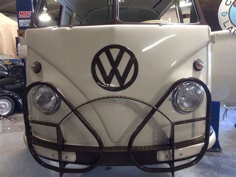 Auto restoration shop Las Vegas - Beetle Barn 702-459-8691