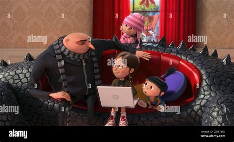 Margo despicable me hi-res stock photography and images - Alamy