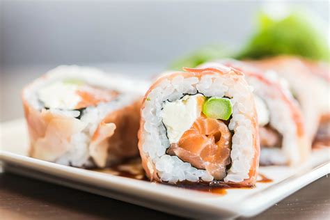 Salmon sushi roll | Top Sushi Machines