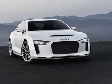 Aleena Latest Cars: Audi Quattro Concept & Audi R8 GT Sports Car