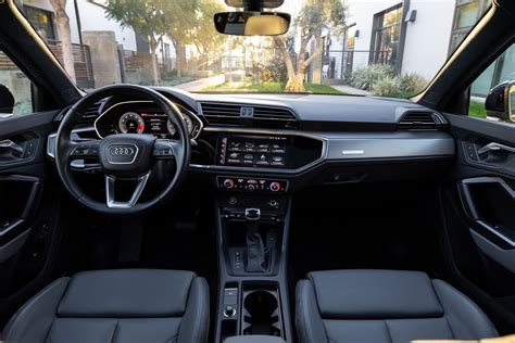 Audi Q3 Interior | Cabinets Matttroy