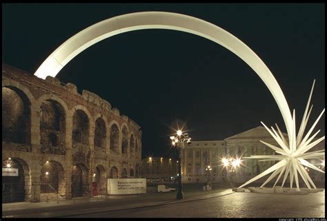 verona-arena-at-night-41