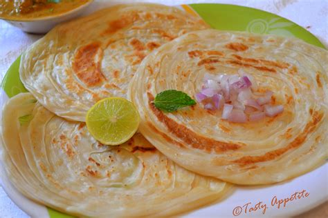 Parotta - Indian layered flat bread / Paratha