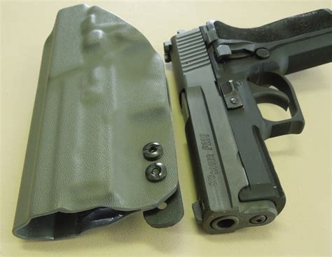 Sig Sauer P229 IWB Kydex Holster - Kydex Holsters - Daniel's Holsters ...