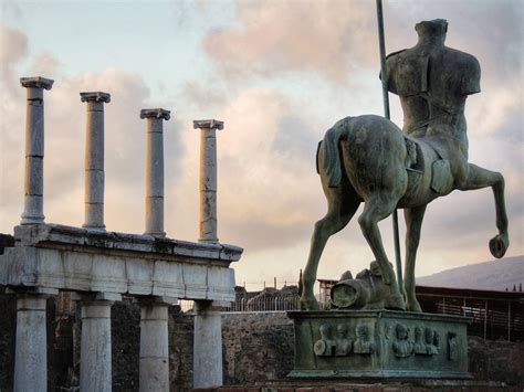 Pompeii & Mt Vesuvius Tour - Through Eternity Tours