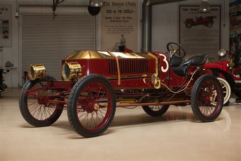 Jay Leno's Garage: 1906 Stanley Steamer Photo: 331716 - NBC.com