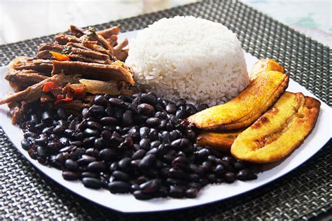 Pabellón Criollo: The National Dish of Venezuela