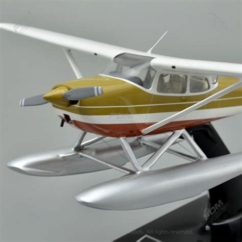 Cessna 172 Skyhawk Custom Model Airplanes | Factory Direct Models