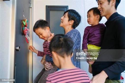 Oshogatsu Decorations Photos and Premium High Res Pictures - Getty Images