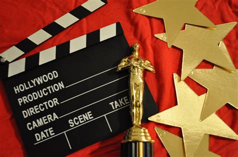 How to: Host an Oscar Party – Daily Sundial