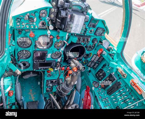 HRZ MiG-21 BIS-D cockpit Stock Photo - Alamy