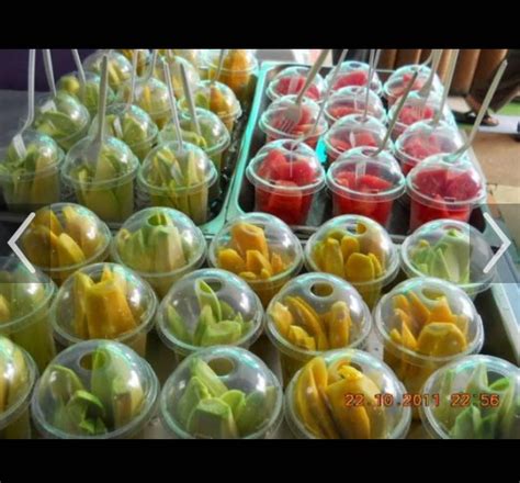 Buah Potong Segar dan Jus Segar, Food & Drinks, Local Eats on Carousell