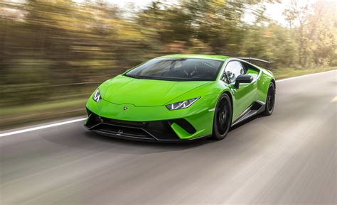 Lamborghini Huracán Reviews | Lamborghini Huracán Price, Photos, and ...