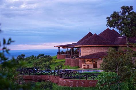 Best Safari Lodges in Kenya - Book It Let's Go