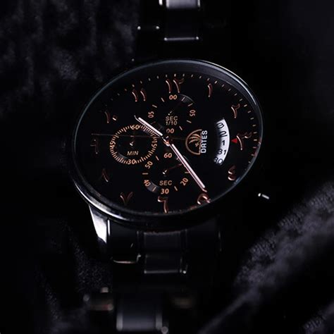 Royal Black – Dates watches