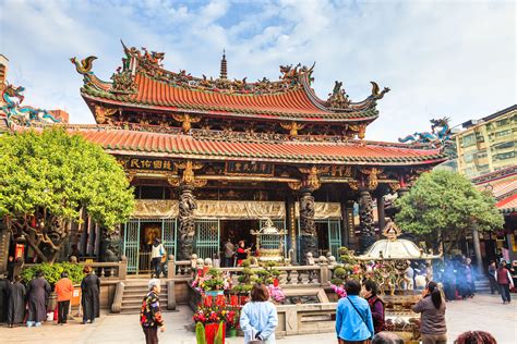 6 Temples to Visit in Taipei - donnawangtw - Medium