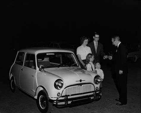 1959 Morris Mini - Information and photos - MOMENTcar