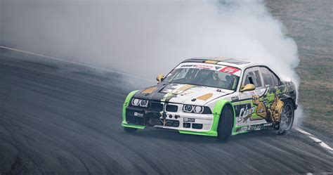 Here's Why You Should Choose A BMW E36 3 Series As Your First Drift Car