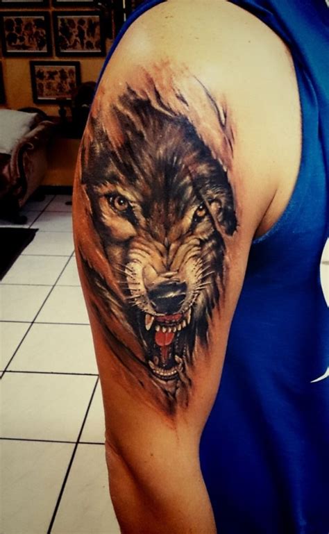 90+ Wolf Tattoos | Wolf tattoos, Wolf tattoos men, Wolf tattoo design