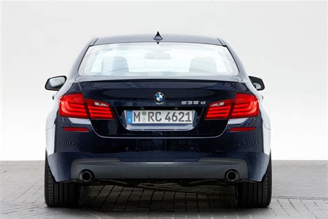 Premiere: 2011 BMW 5 Series M-Sport Package