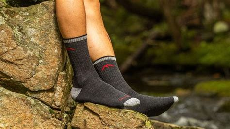 Liner socks for hiking: what are they for and why do you need them ...