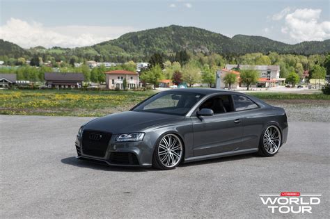 Audi RS5 Rides Low on Black Vossen Wheels - autoevolution