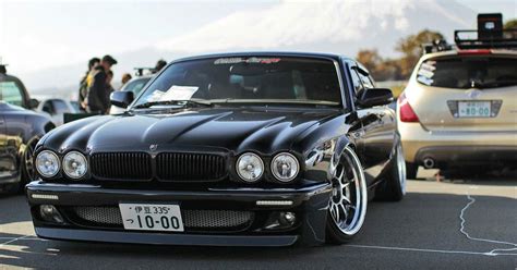 10 Pics Of Stanced Luxury Cars That Look Surprisingly Good