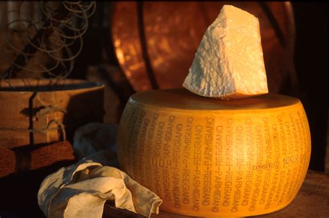 Parmigiano-Reggiano, a passionate journey through nine centuries ...