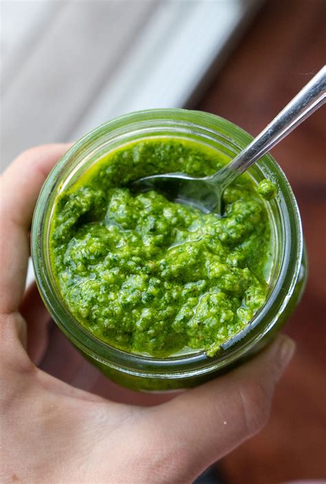 Homemade Pesto Sauce — Mad About Food