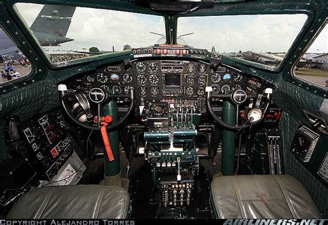 Boeing B-17 Flying Fortress cockpit. Wwii Aircraft, Military Aircraft ...