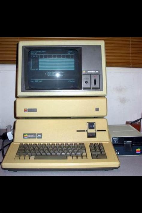 29 best Old School Computers images on Pinterest | Computers, Computer ...