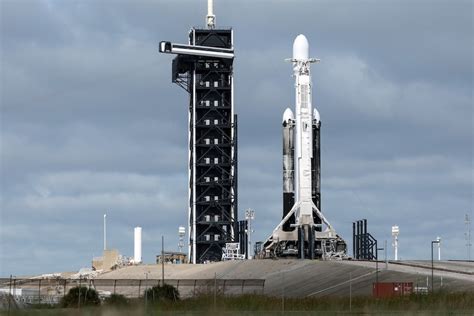 Live Coverage: SpaceX Takes Second Swing At Launching Falcon Heavy ...