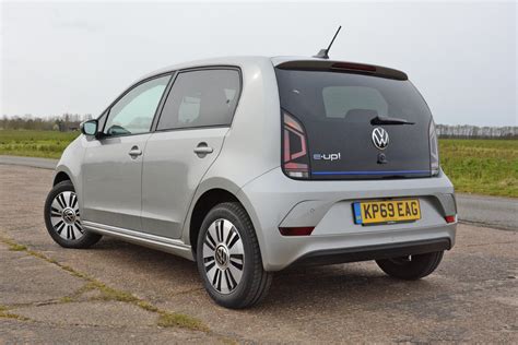 Volkswagen e-Up Review (2022) | Parkers