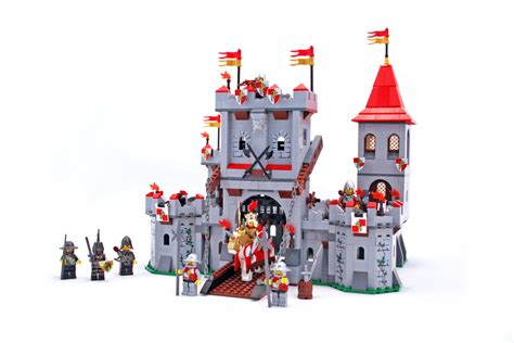 King's Castle - LEGO set #7946-1 (Building Sets > Castle > Kingdoms)