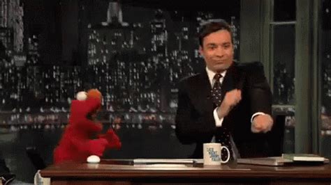 Elmo Jimmy GIF - Elmo Jimmy Dance - Discover & Share GIFs